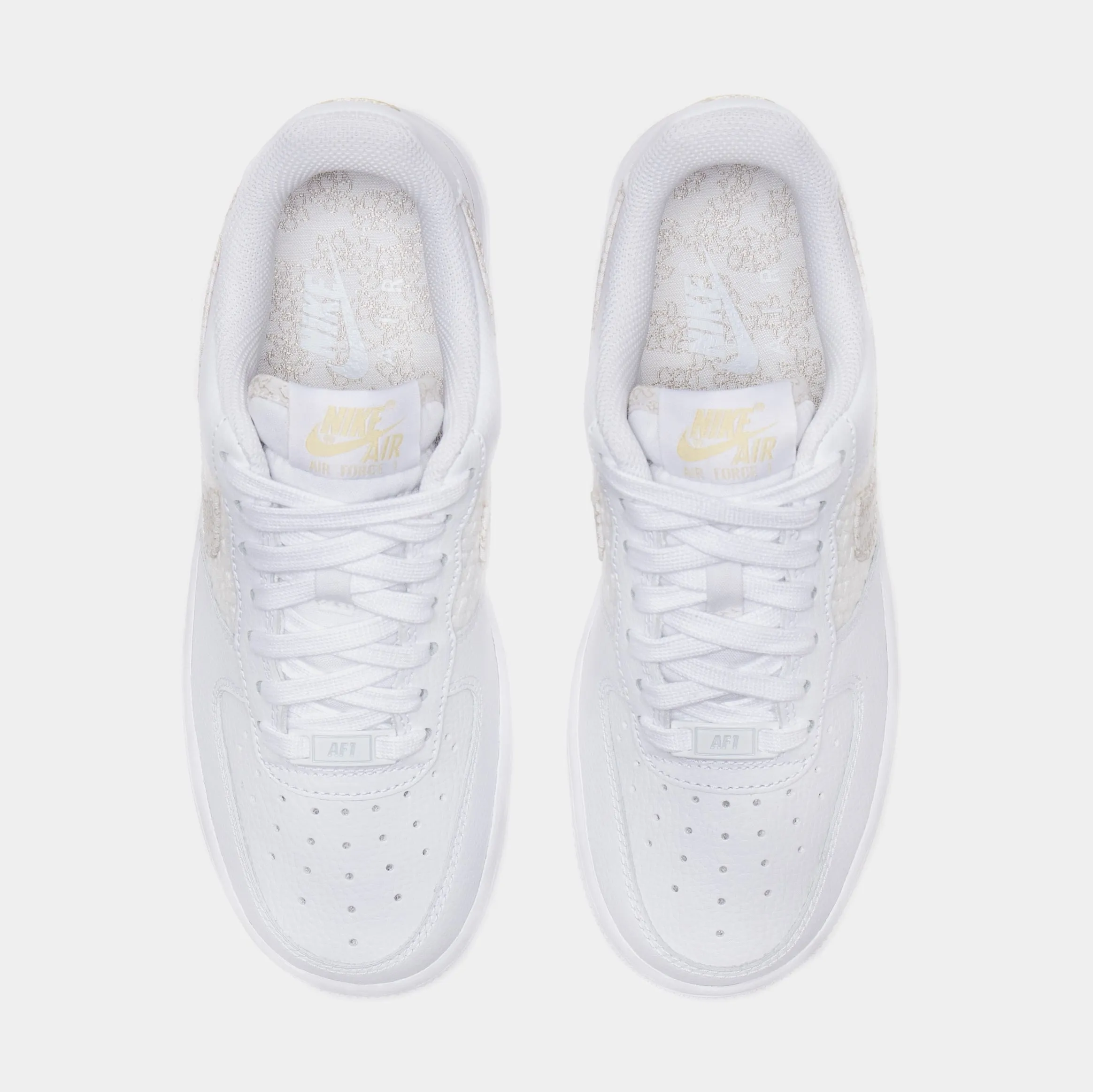 Air Force 1 '07 SE Womens Lifestyle Shoes (White/Beige)