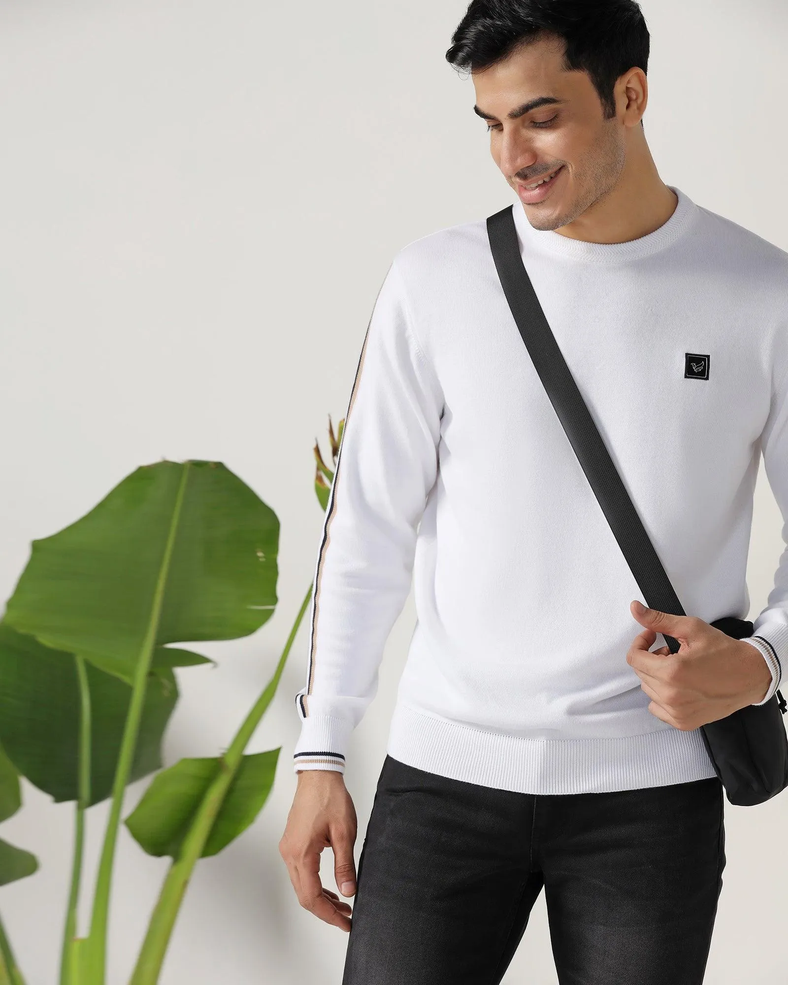 Crew Neck Off White Solid Sweater - Forge