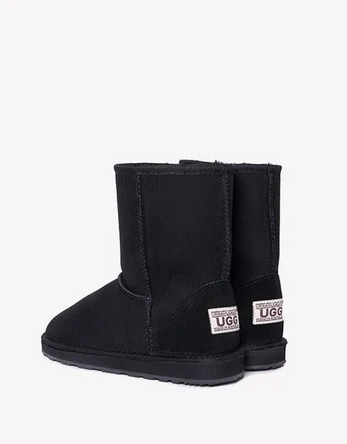 URBAN UGG® Classic Short II